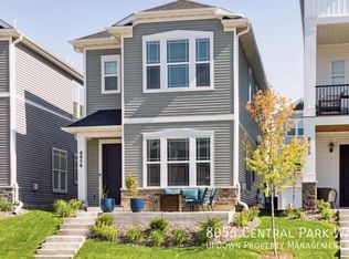 8056 Central Park Way N, Maple Grove, MN 55369
