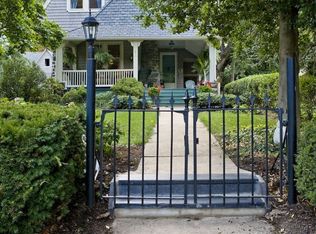 318 Woodlawn Rd, Baltimore, MD 21210