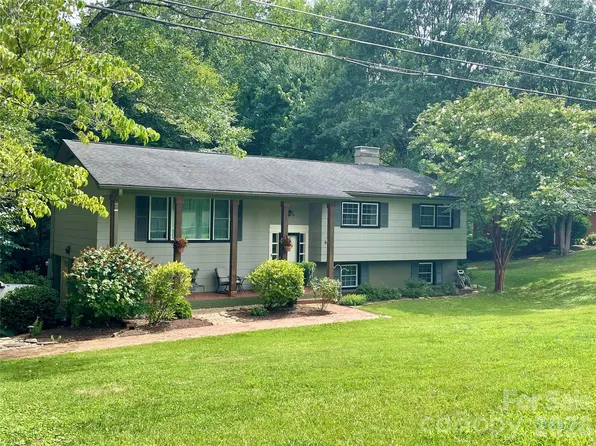 267 25th Ave NW, Hickory, NC 28601