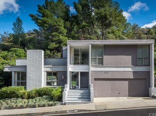 17108 Escalon Dr, Encino, CA 91436