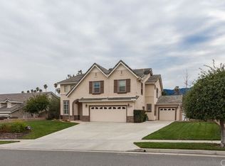 1426 Meadowcrest Cir, Corona, CA 92882