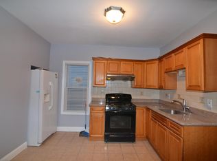 17 Russell Ct, Malden, MA 02148
