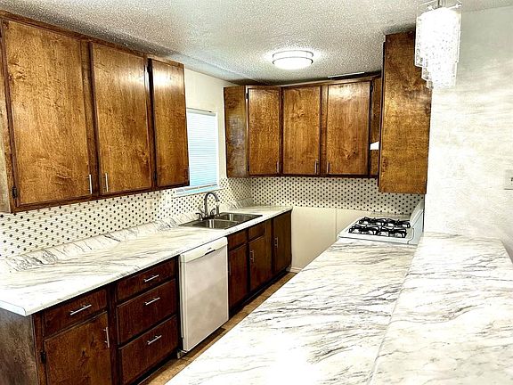 5th image of 1528 Angel Fire Dr
