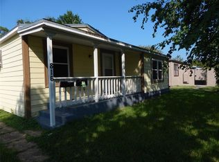816 12th Ave N, Texas City, TX 77590