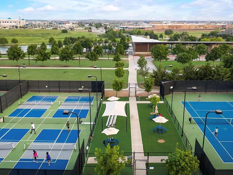 4840 Verbena Way — Photo 3