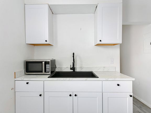 2nd image of 5225 S Tacoma Way #C