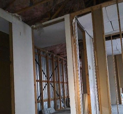 3rd image of 1261 Plum Cir #1291