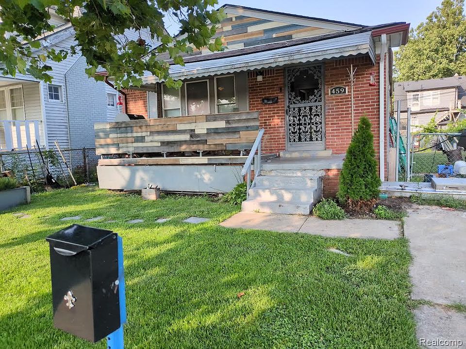 1st image of 459 Continental St