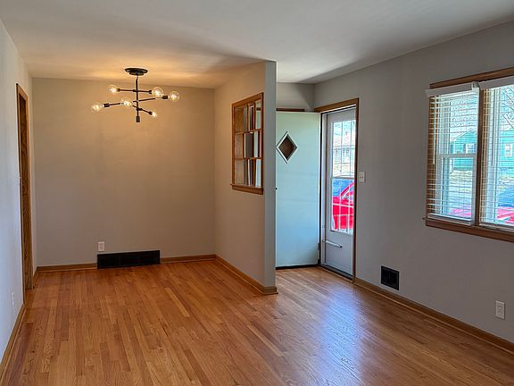 3rd image of 3612 S Main St