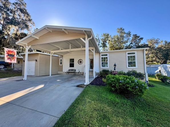 135 Magnolia Dr, Lady Lake, FL 32159