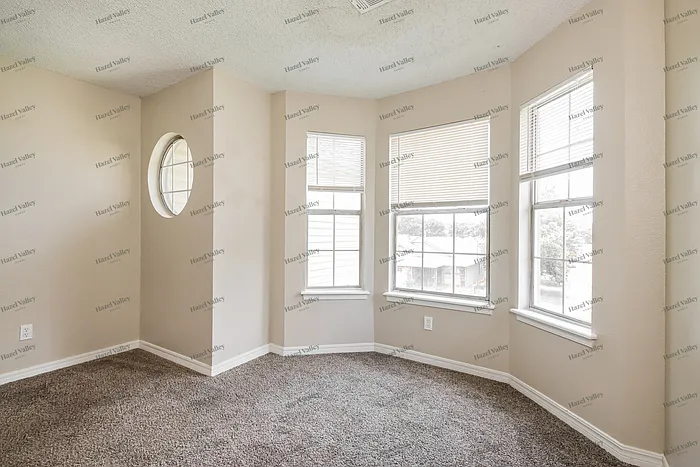 2802 W 64th St S — Photo 11