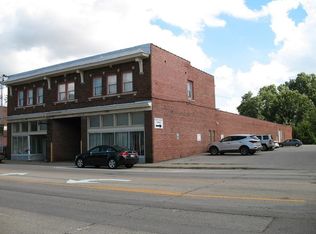 520 S Main St, Peoria, IL