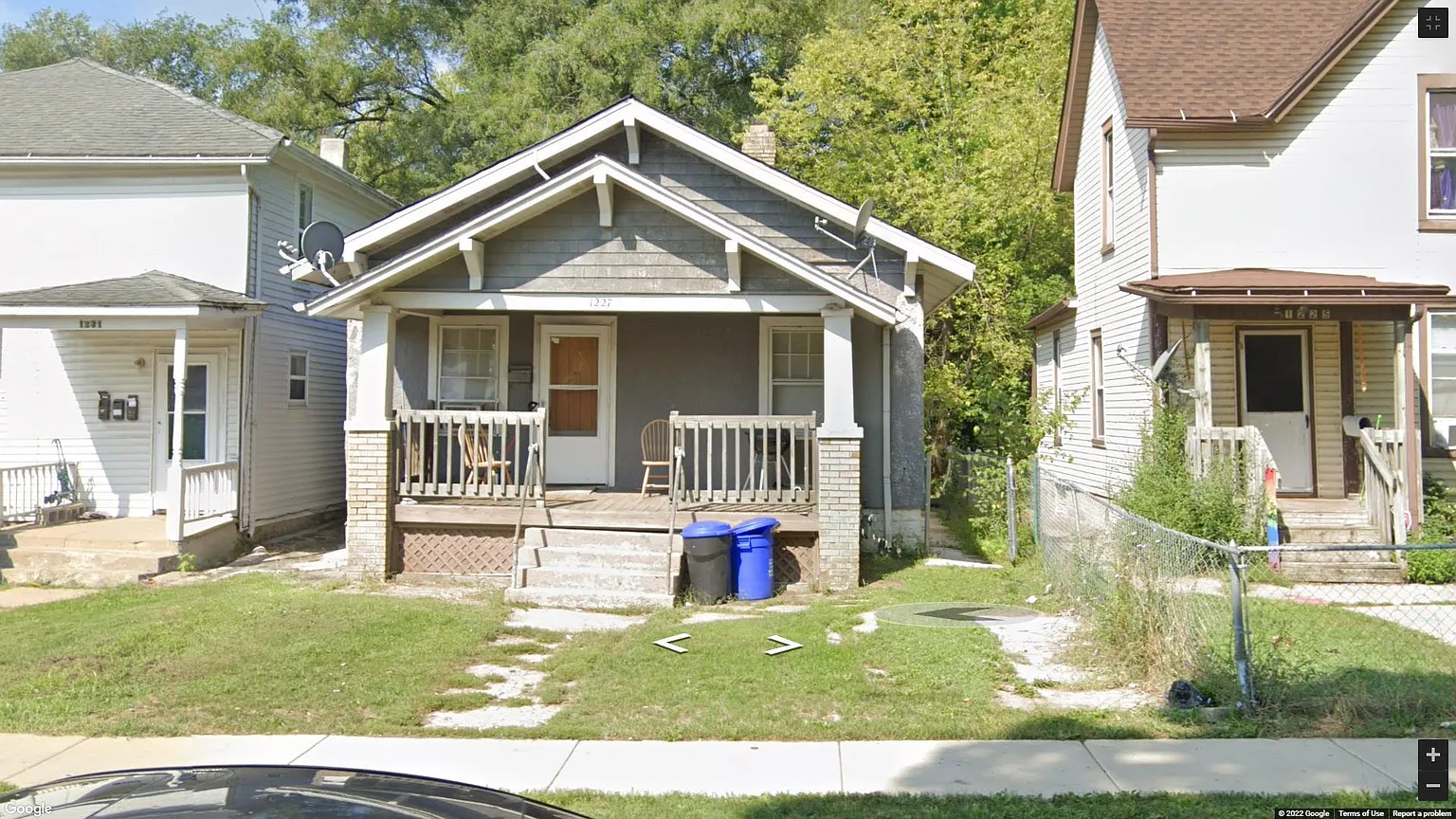 1227 S Court St photo 1