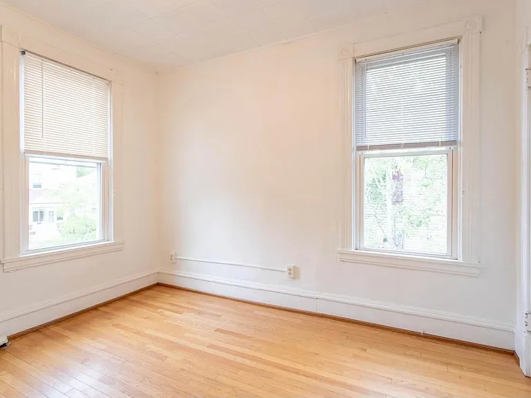 918 W 26th St #2 — Photo 18
