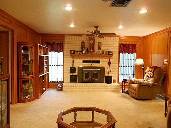 3rd image of 15626 McCearley Dr