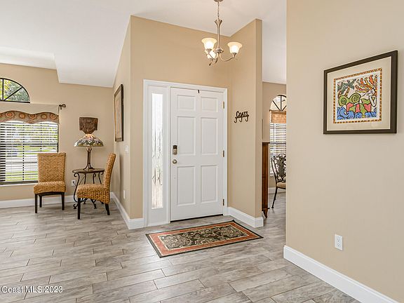 4th image of 1198 Apple Creek Ln