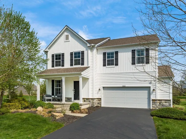12061 Herons Landing Dr NW, Pickerington, OH 43147