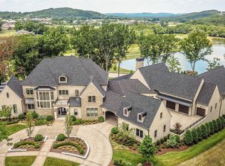 8134 Mountaintop Dr, College Grove, TN 37046