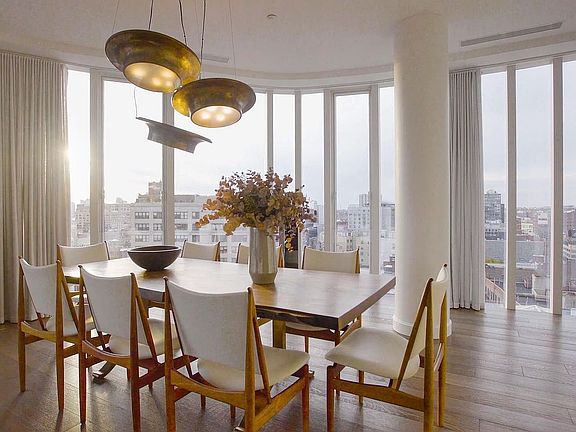 4th image of 122 Greenwich Ave #Pha
