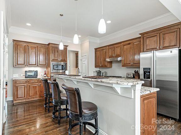 4th image of 7750 Springs Village Ln