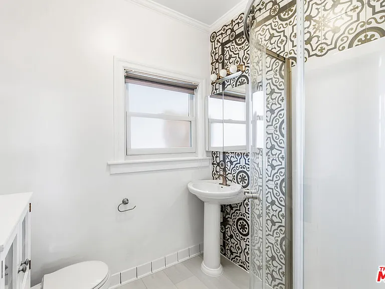 4125 S Figueroa St #403 — Photo 7