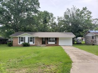 551 Davis St, Chipley, FL 32428