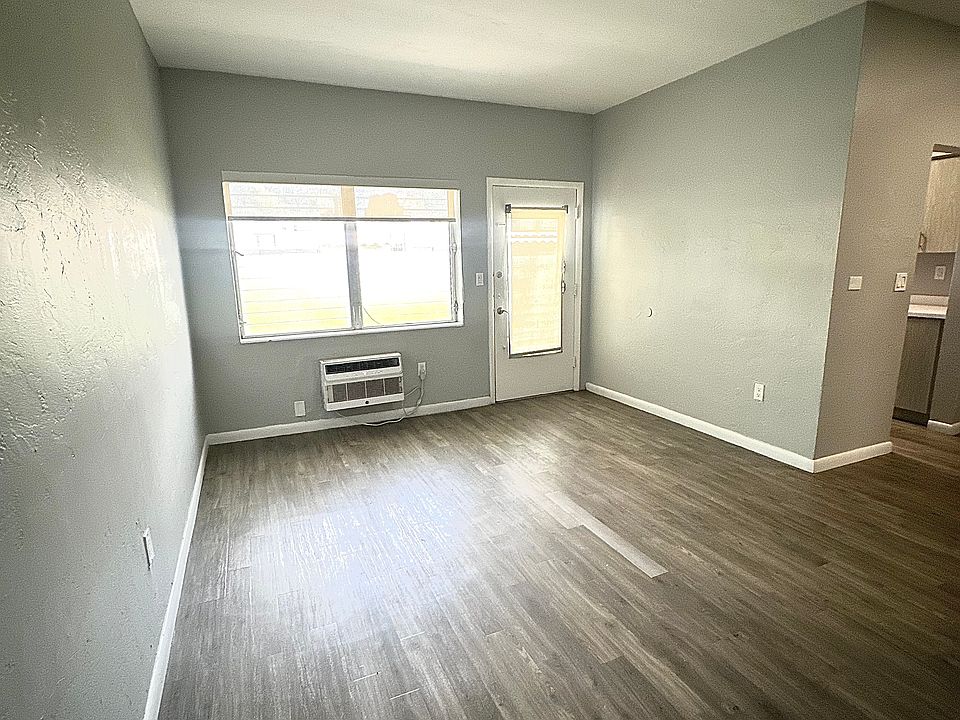 1st image of 710 Meridian Ave APT 2