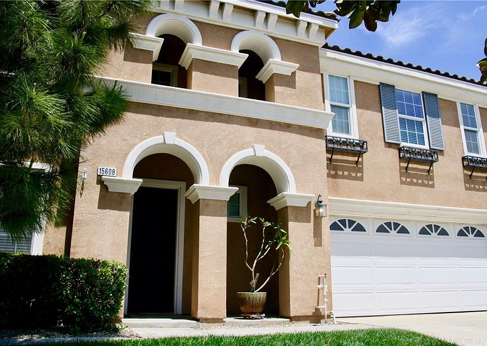 2nd image of 15608 N Peak Ln