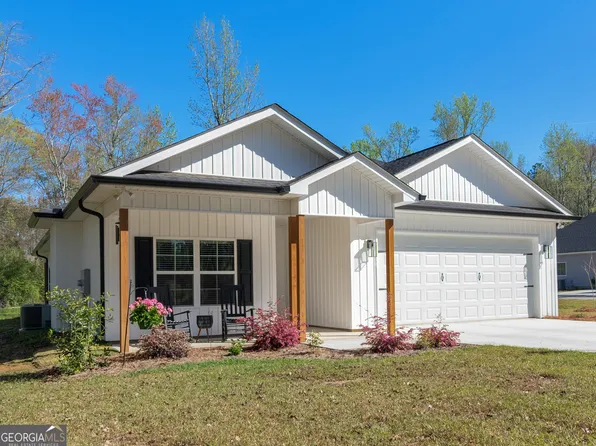 139 Redwood Dr, Cochran, GA 31014