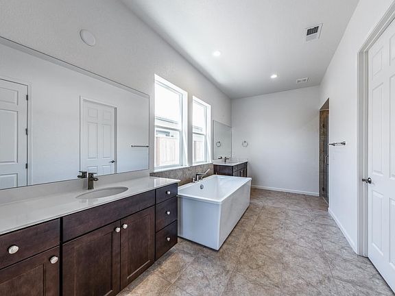 5th image of 7480 Misty Springs Dr