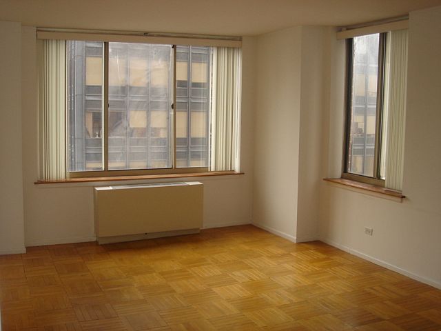 1st image of 232-236 E 47th St #33C