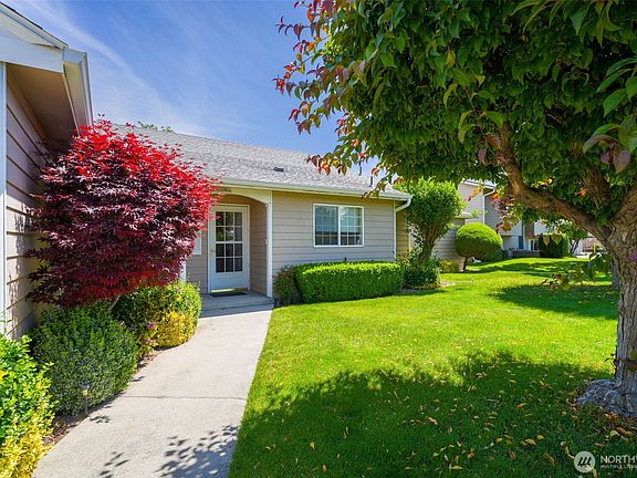 2nd image of 1260 SE Colonial Drive