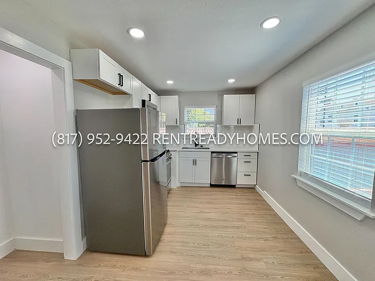 4009 Lamar St — Photo 10