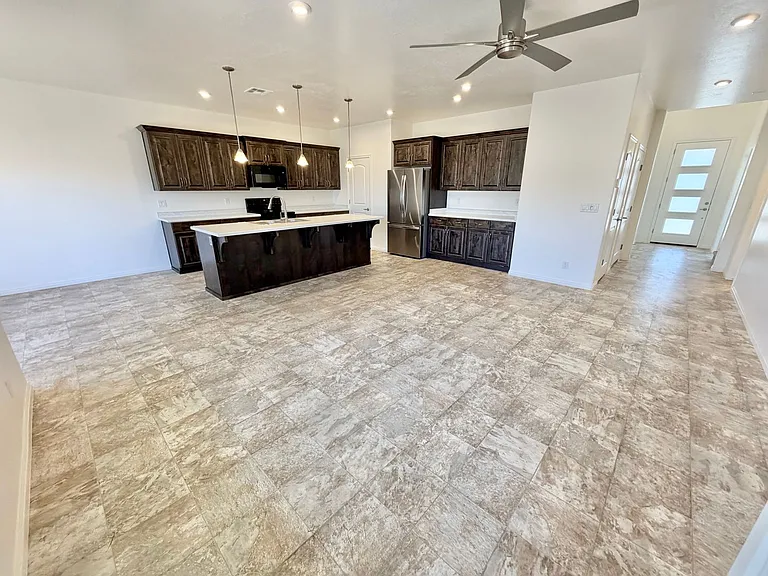 321 S Deep Creek Dr — Photo 9