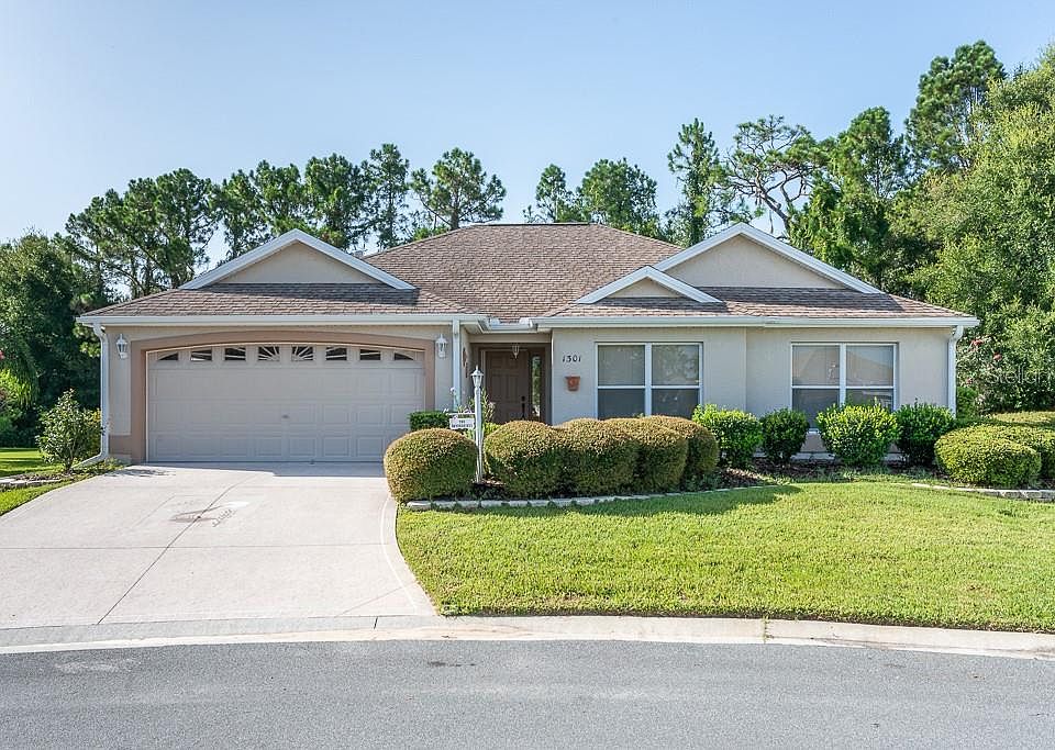 1st image of 1301 Estrella Ln