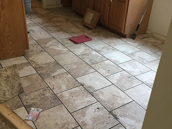 4th image of 217 Burlington Dr