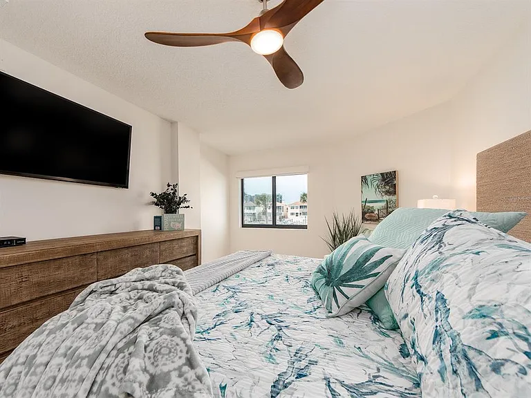 240 Sand Key Estates Dr #216 — Photo 18