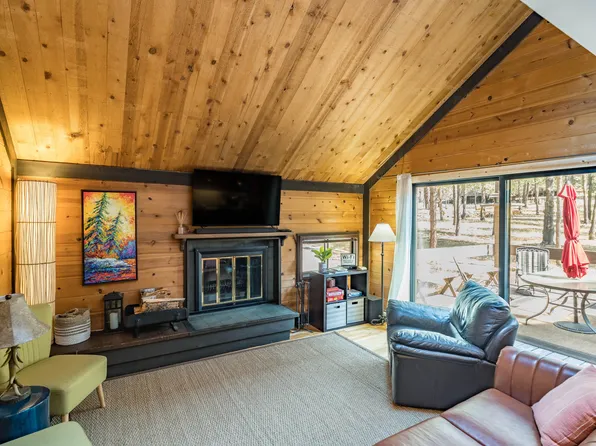 57328 Pole Ln House 28, Bend, OR 97707