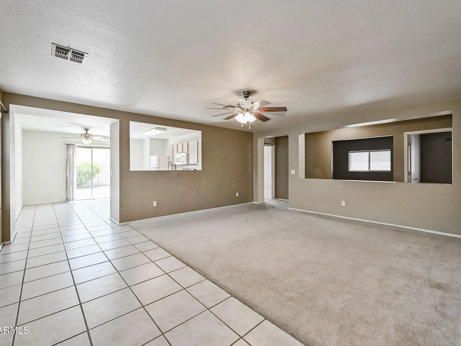 3 bed, 2.0 bath, 1590 sqft, $1,995 — Photo 2