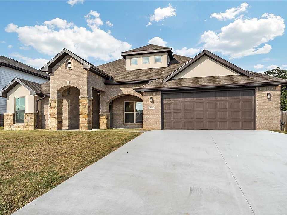 1st image of 3680 Macintosh Way