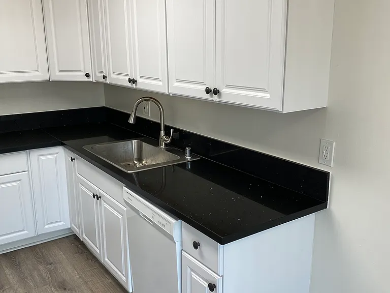 1014 W. Huntington Dr. — Photo 52
