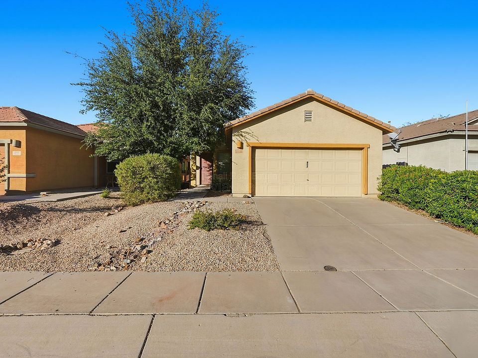 1st image of 907 E Catkins Pl