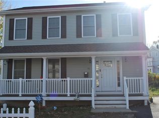 92 Henrietta St, Providence, RI 02904