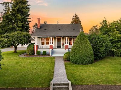 1800 Dakin Street, Bellingham, WA, 98229