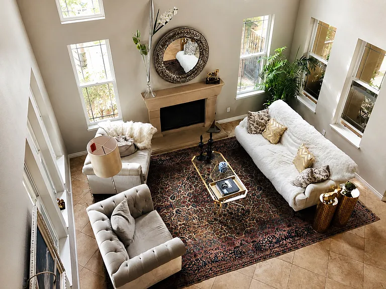 2852 Compass Cir — Photo 2