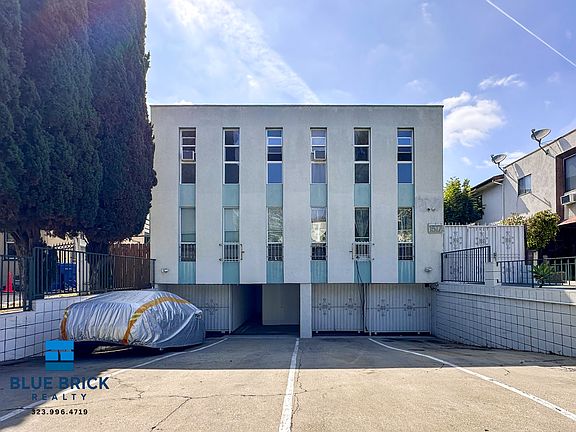 3rd image of 1517 S Sherbourne Dr APT 3