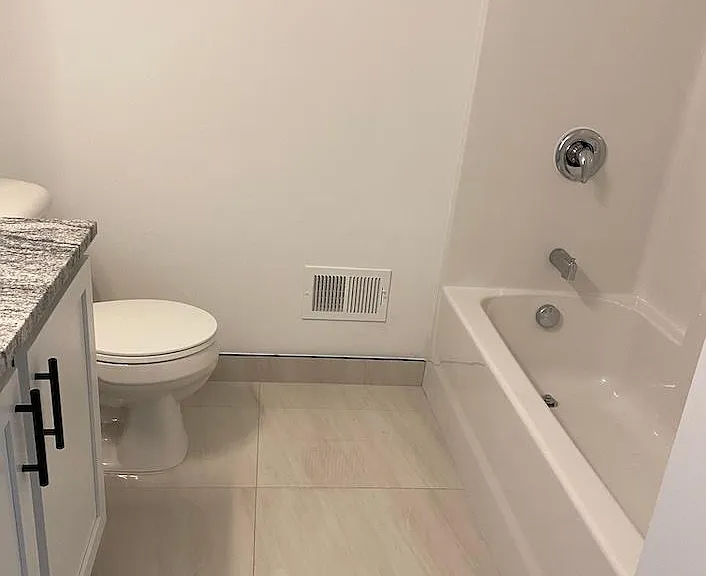 Main Bathroom 2nd Floor