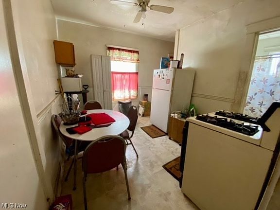 4th image of 9700 Sophia Ave