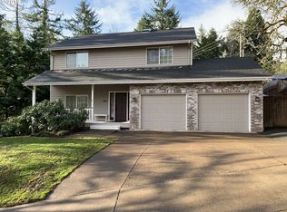 884 Sundance St, Eugene, OR 97405