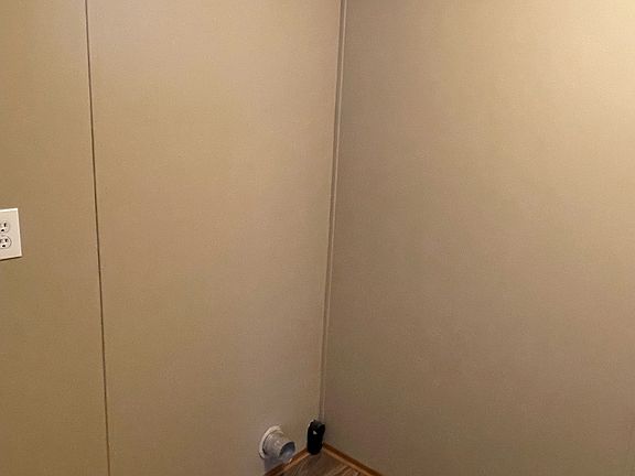 2nd image of 98 Paris Ln #98